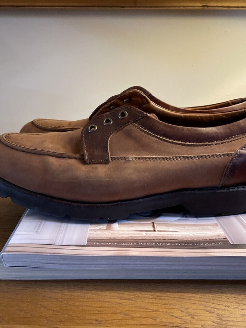 Allen Edmonds Lifestyle leather boat shoes B Two Toned 11